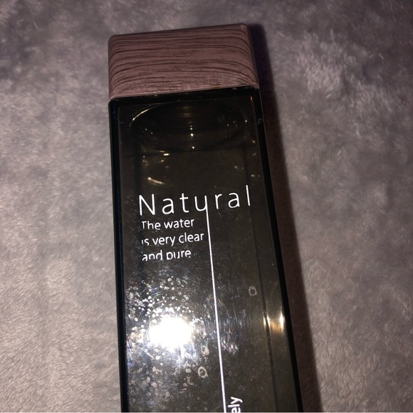 FREE‼️Natural black transparent bottle 480 ml - Picture 6 of 6